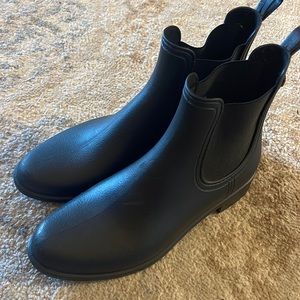 Aldo 7.5 booties